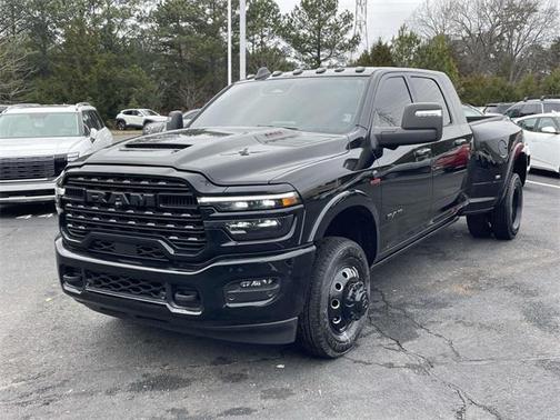 2025 RAM 3500 Limited Mega Cab 4x4 6'4' Box