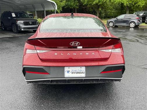 2025 Hyundai ELANTRA Sport