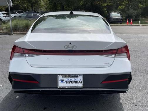 2025 Hyundai ELANTRA HEV Limited