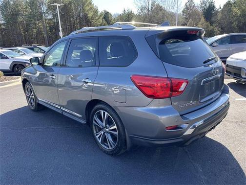2019 Nissan Pathfinder Platinum