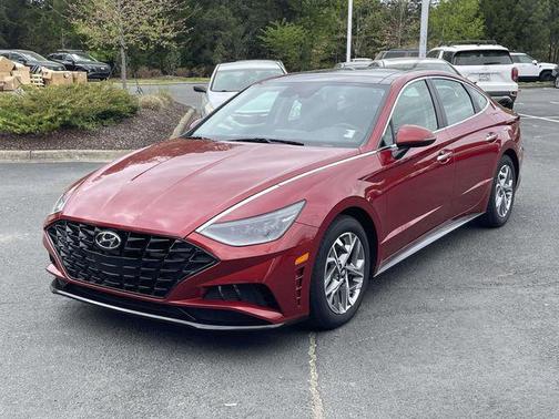 Ultimate Red 2023 Hyundai SONATA SEL