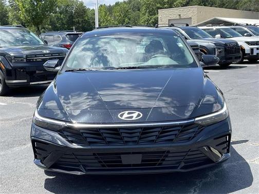 2025 Hyundai ELANTRA SEL