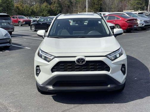 2022 Toyota RAV4 XLE Premium