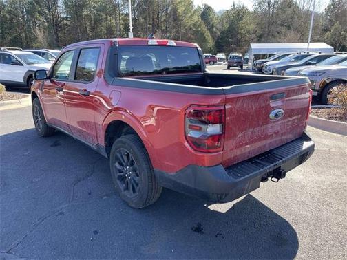 2024 Ford Maverick XLT