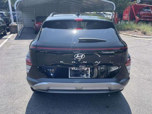 Abyss Black Pearl 2026 Hyundai KONA SEL Premium