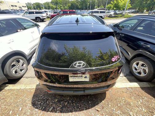 Phantom Black 2022 Hyundai TUCSON SEL