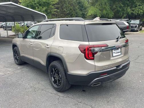 Light Stone Metallic 2023 GMC Acadia AWD AT4