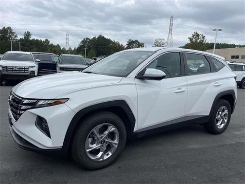 2022 Hyundai TUCSON SE