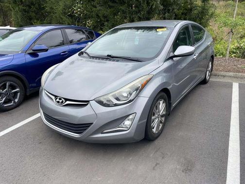 Titanium Gray Metallic 2015 Hyundai ELANTRA SE