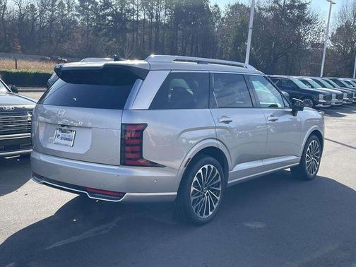 Typhoon Silver Metallic 2026 Hyundai PALISADE Calligraphy