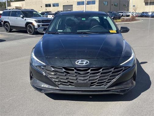 2022 Hyundai ELANTRA Limited