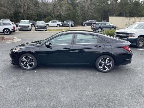 2022 Hyundai ELANTRA Limited