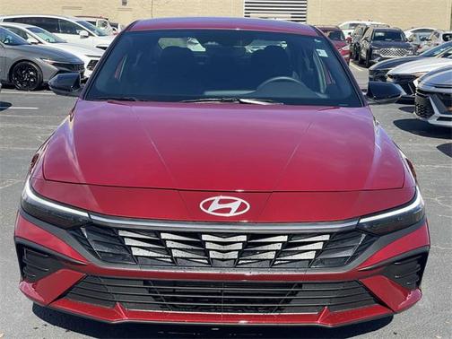 2025 Hyundai ELANTRA Sport