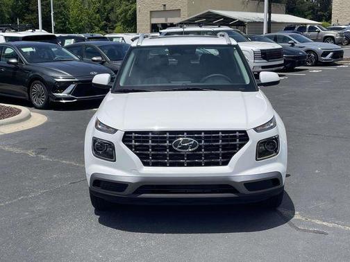 Lunar White 2026 Hyundai VENUE SEL