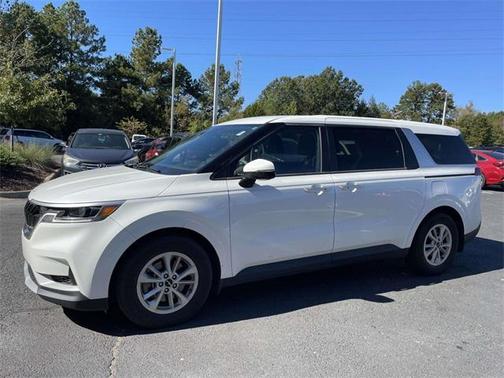 2023 Kia Carnival LX