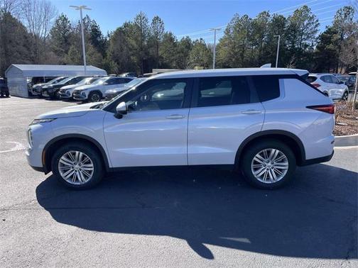 2023 Mitsubishi Outlander ES 2.5 2WD