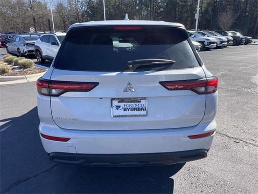 2023 Mitsubishi Outlander ES 2.5 2WD