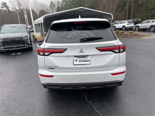 2023 Mitsubishi Outlander ES 2.5 2WD