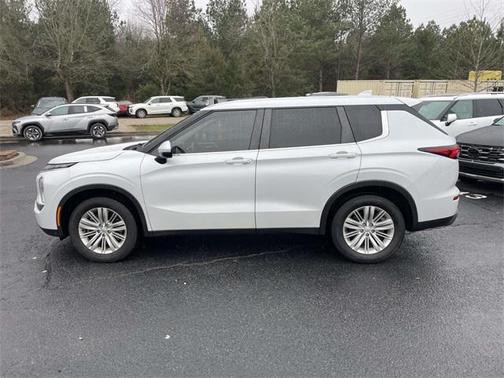 2023 Mitsubishi Outlander ES 2.5 2WD