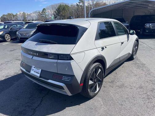 2026 Hyundai IONIQ 5 SEL