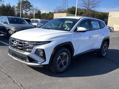 2026 Hyundai TUCSON Hybrid Blue SE