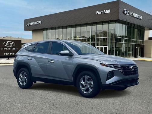 Shimmering Silver 2023 Hyundai TUCSON SE