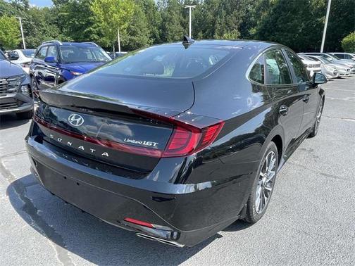 2022 Hyundai SONATA Limited