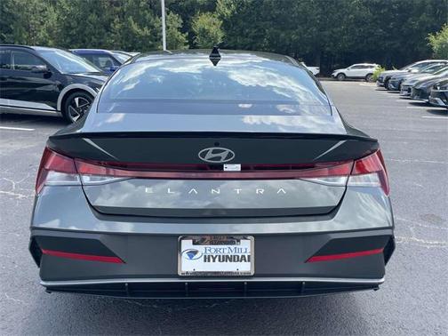 2025 Hyundai ELANTRA Sport