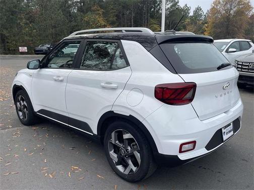 2023 Hyundai VENUE Limited