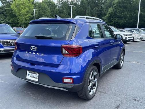 2022 Hyundai VENUE Limited