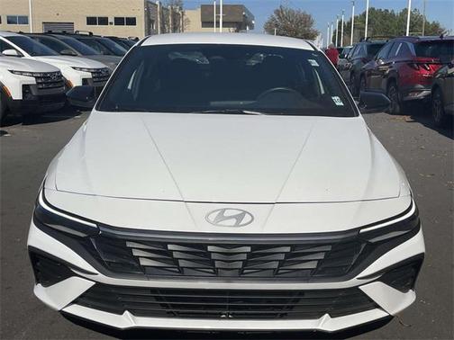 2025 Hyundai ELANTRA HEV SEL Sport