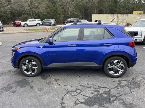 2023 Hyundai VENUE Limited