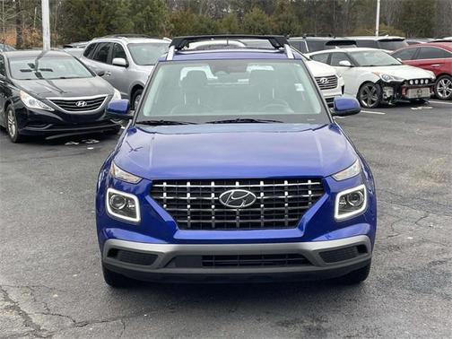 2023 Hyundai VENUE Limited