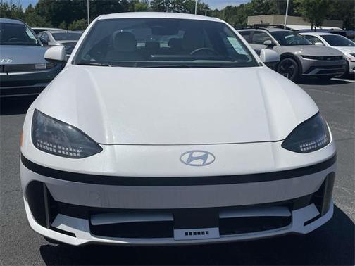 2025 Hyundai IONIQ 6 SEL