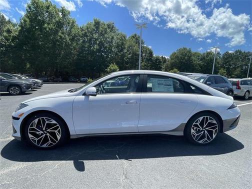 2025 Hyundai IONIQ 6 SEL
