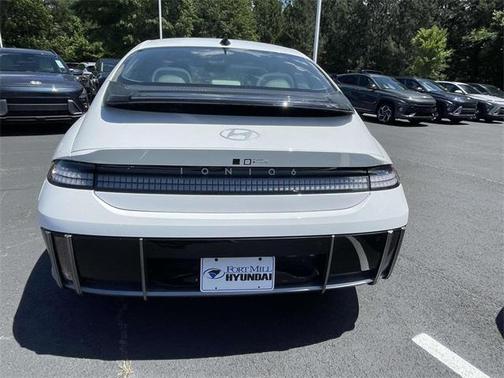 2025 Hyundai IONIQ 6 SEL