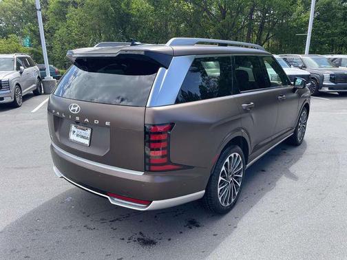 Earthy Brass Matte 2026 Hyundai Palisade Hybrid Calligraphy