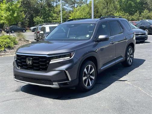 2023 Honda Pilot Touring 8-Passenger