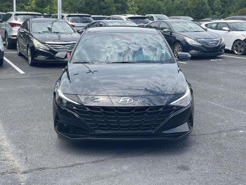 Phantom Black 2023 Hyundai ELANTRA SEL