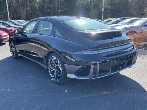 2024 Hyundai IONIQ 6 SEL