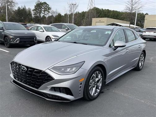 2023 Hyundai SONATA SEL