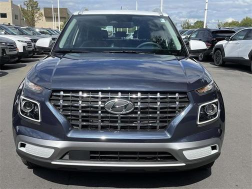 2024 Hyundai VENUE Limited