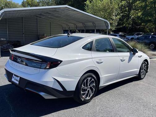 Serenity White 2026 Hyundai SONATA Hybrid Base