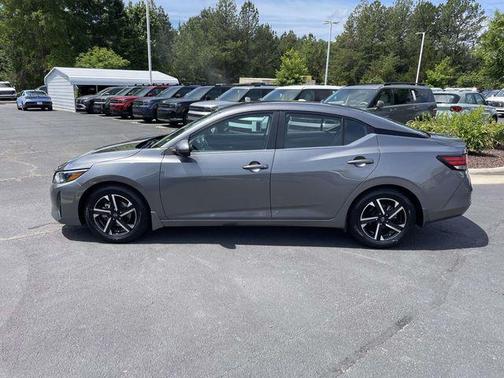 Gun Metallic 2024 Nissan Sentra SV