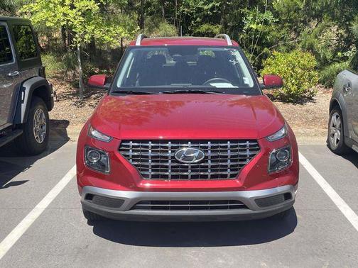 Ultimate Red 2025 Hyundai VENUE SEL