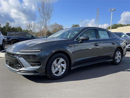 2025 Hyundai SONATA SE