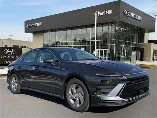 2025 Hyundai SONATA SE