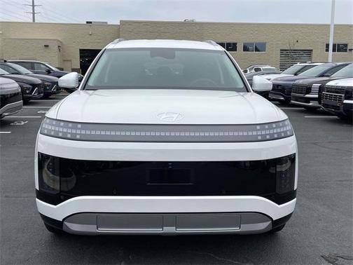 2026 Hyundai IONIQ 9 SEL