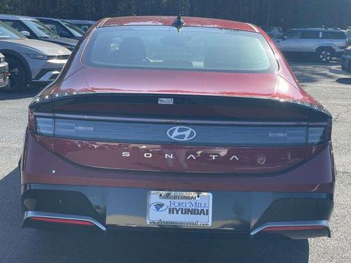 2026 Hyundai SONATA SEL