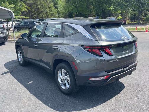 Amazon Gray 2023 Hyundai TUCSON SE
